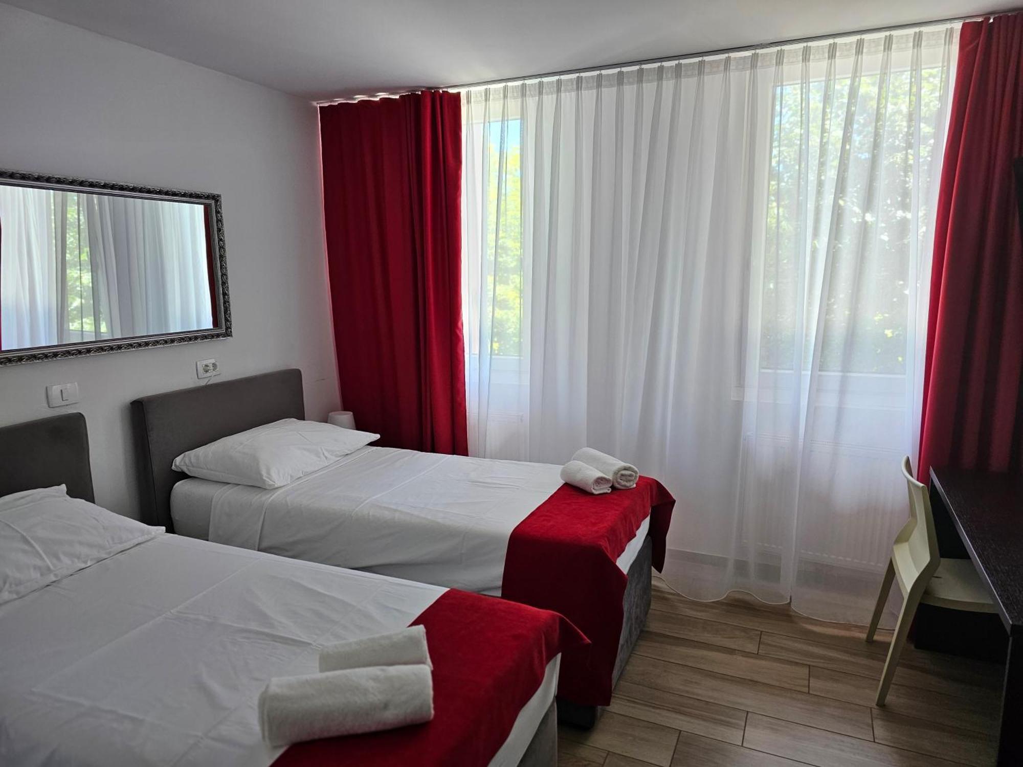 Hotel Prunk Sezana Exterior photo