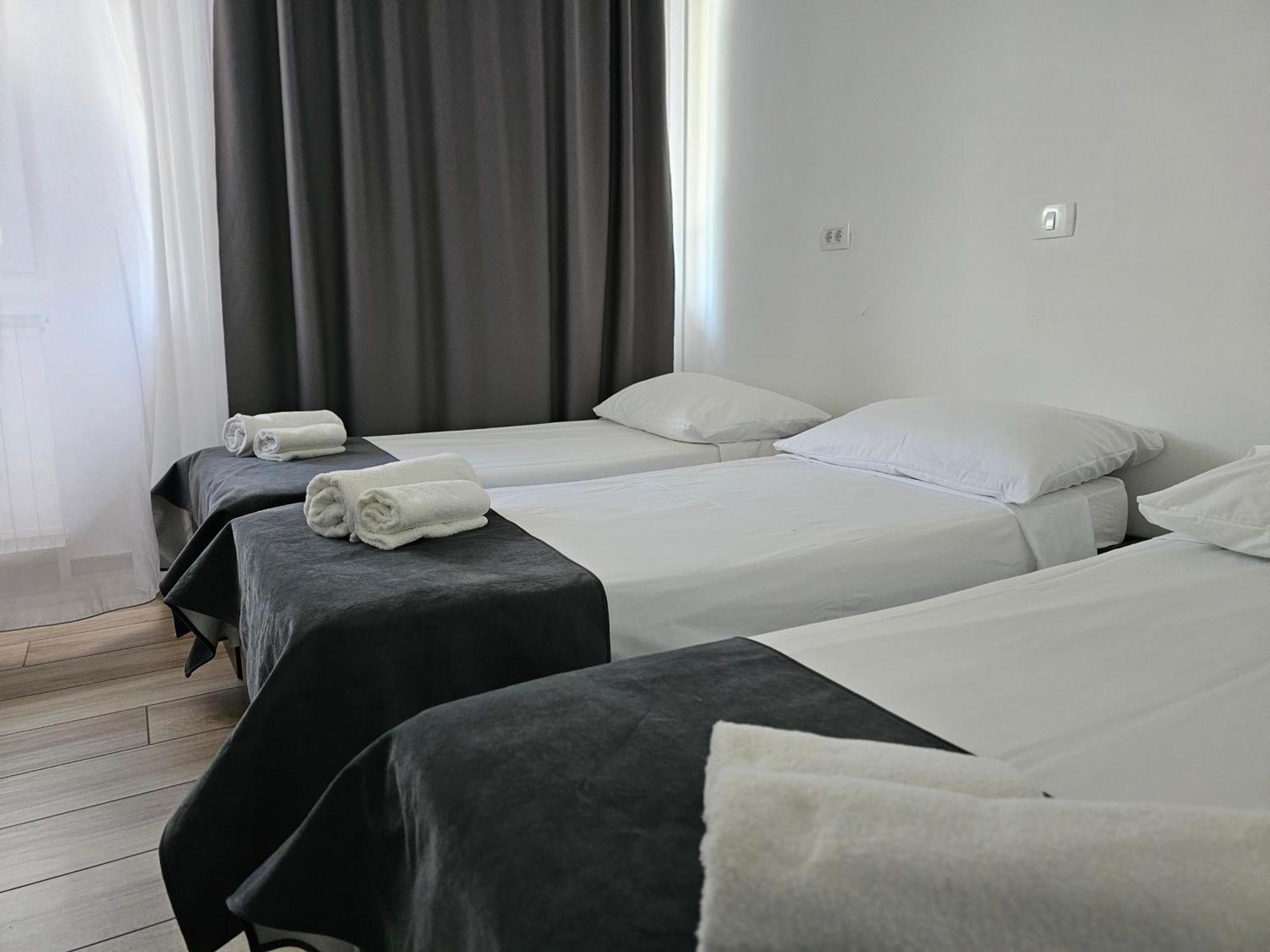 Hotel Prunk Sezana Exterior photo