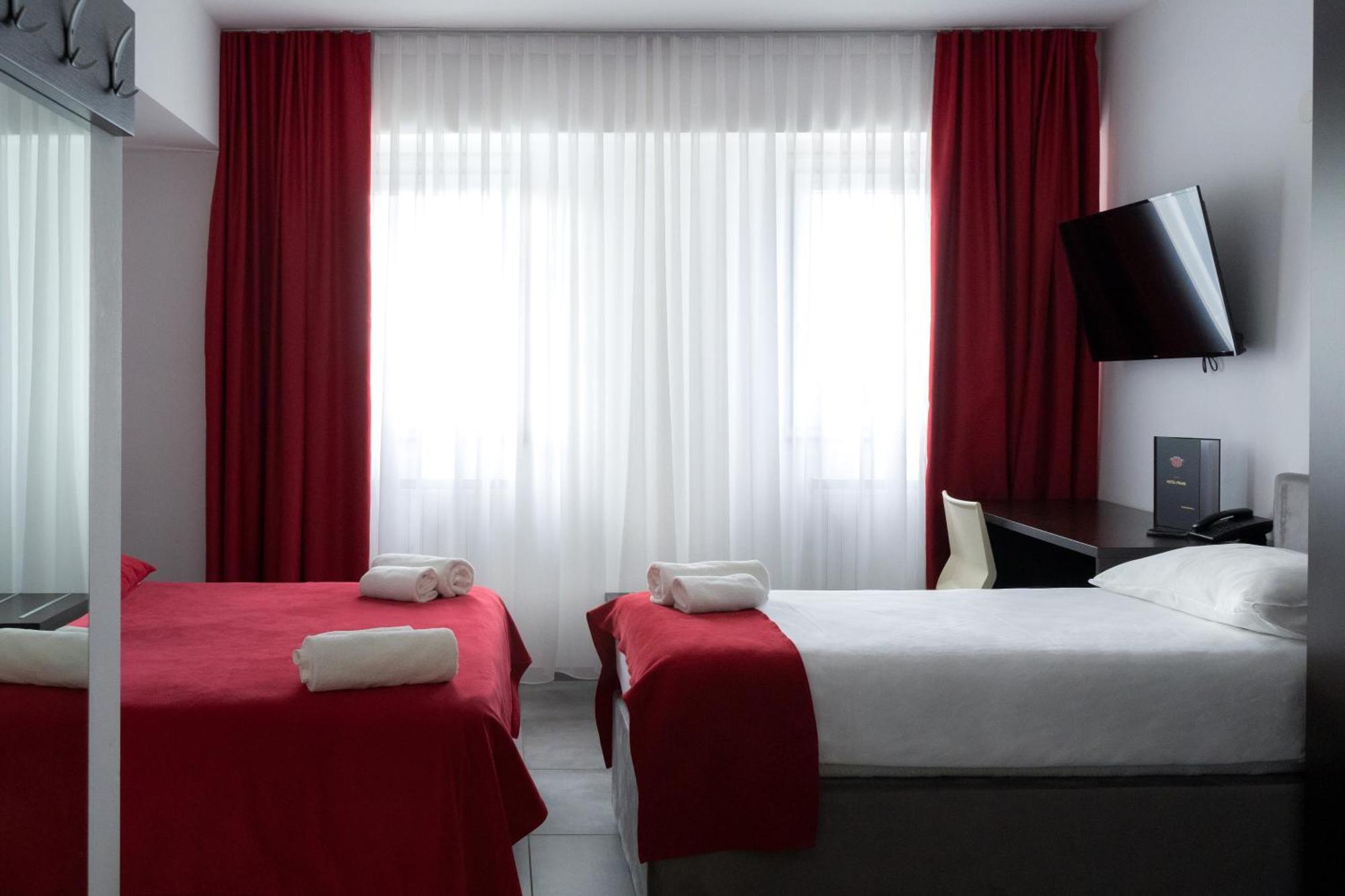 Hotel Prunk Sezana Exterior photo